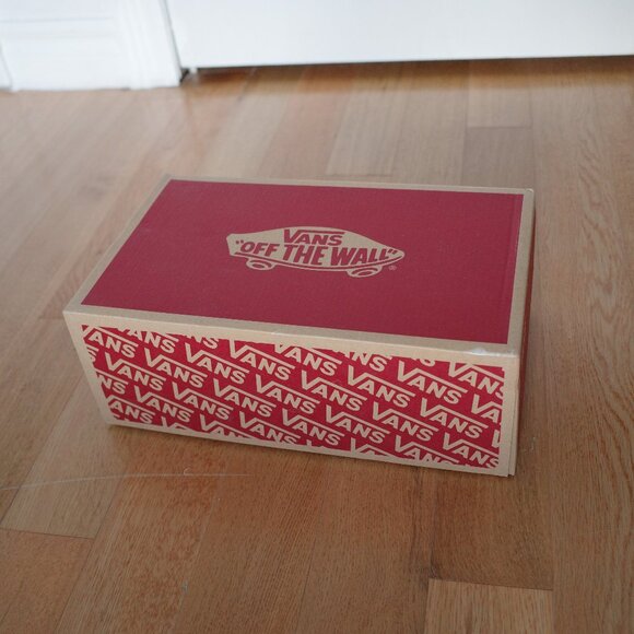 NWT Vans Old Skool Lime Green (6.5 M // 8 W) - Picture 7 of 7